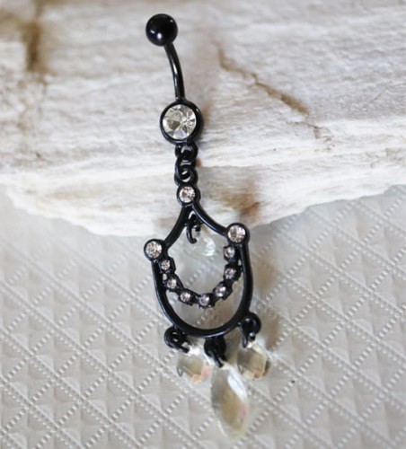 Przejdź do produktu Kolczyk do pępka Black Chandelier