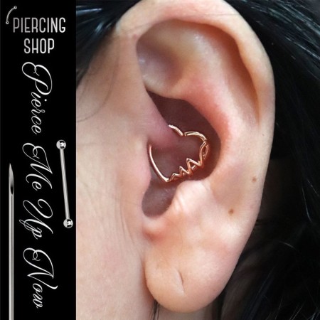 img/RXH06L-GD/zlote-rozginane-serduszko-heartbeat-daith.jpg