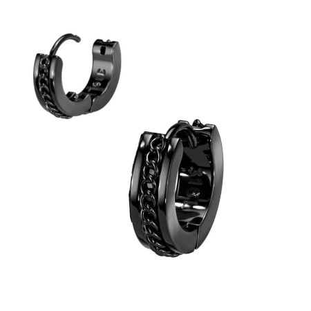 Czarne kółeczko huggie z łańcuszkiem, 13 mm średnicy, grubość obręczy 4 mm,, wykonane ze stali chirurgicznej 316L z trwałą powłoką PVD. Stylowe, odporne na zarysowania, z wygodnym zapięciem na klik.