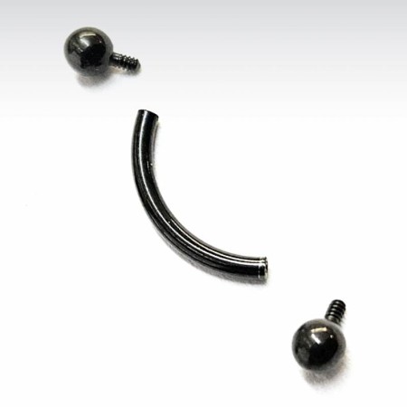 banan do piercingu z tytanu w kolorze czarnym