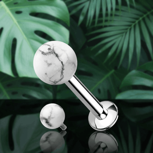 Przejdź do produktu Labret naturalny kamień biały howlit