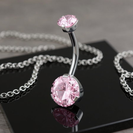 Kolczyk do pępka z dwoma pudrowo-różowymi cyrkoniami kubicznymi