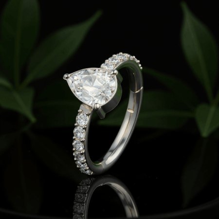 Tytanowy clicker z kryształową obręczą i łezką